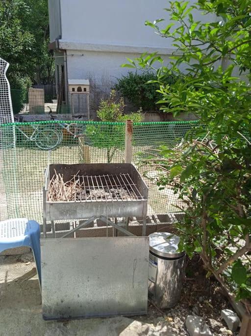 Apartamento Το Μικρό Σπίτι Στη Φάρμα! Acarnas Exterior foto