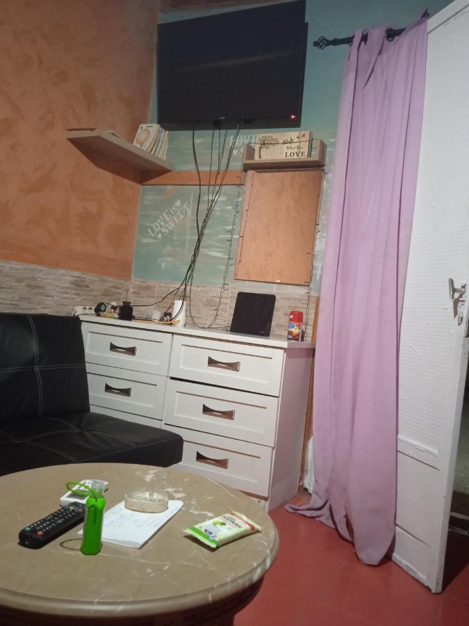 Apartamento Το Μικρό Σπίτι Στη Φάρμα! Acarnas Exterior foto